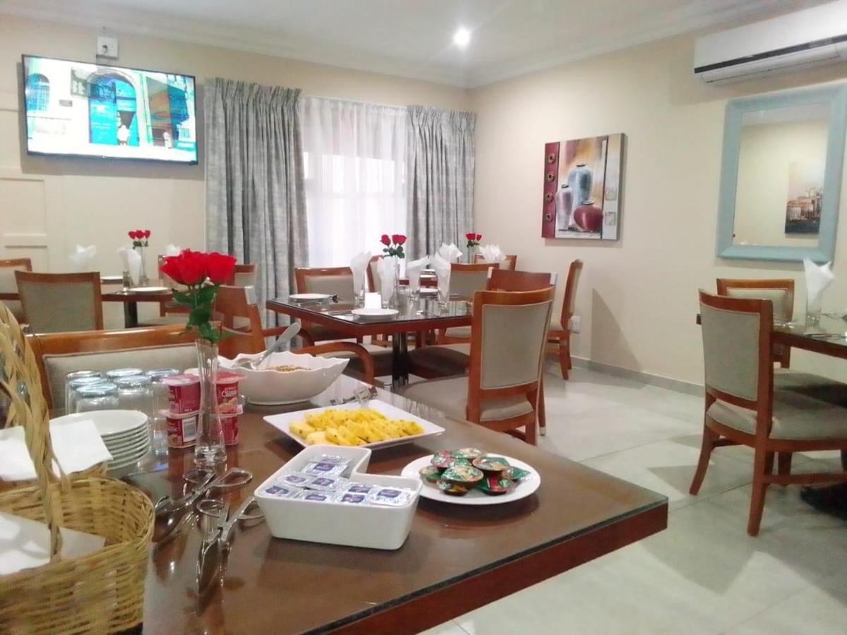 Benoni N12 Hotel Екстер'єр фото