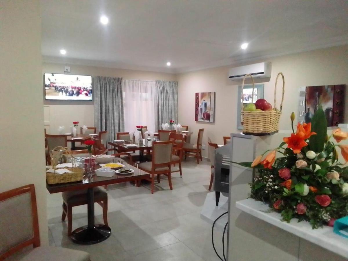 Benoni N12 Hotel Екстер'єр фото